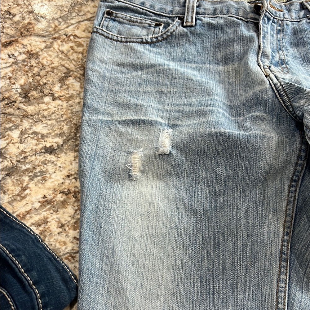 American Eagle Outfitters Light Blue Boot Cut Jeans - Picture 3 of 10